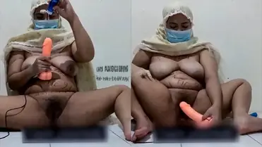 Bokep Indo Jameela Lepas Mukenah Langsung Binal Main Jari