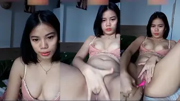 Cewek Cantik Colok Memek Mulus Live