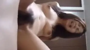 Gadis ABG Cantik Merintih Keenakan Digenjot